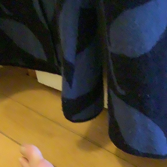 Neve Designs Wool Cardigan Size small - Picture 4 of 6